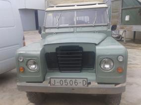 Land Rover 109 Bj 1976 (10).JPG